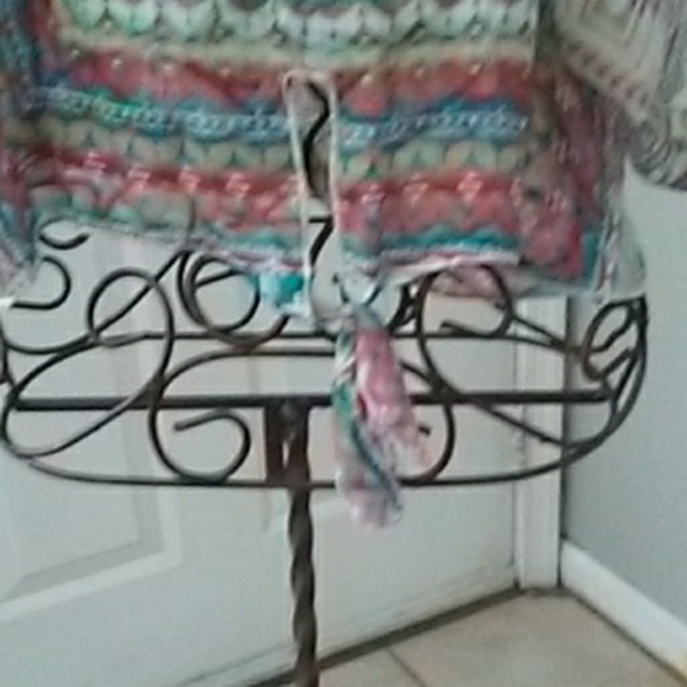Top - Picture 4 of 4